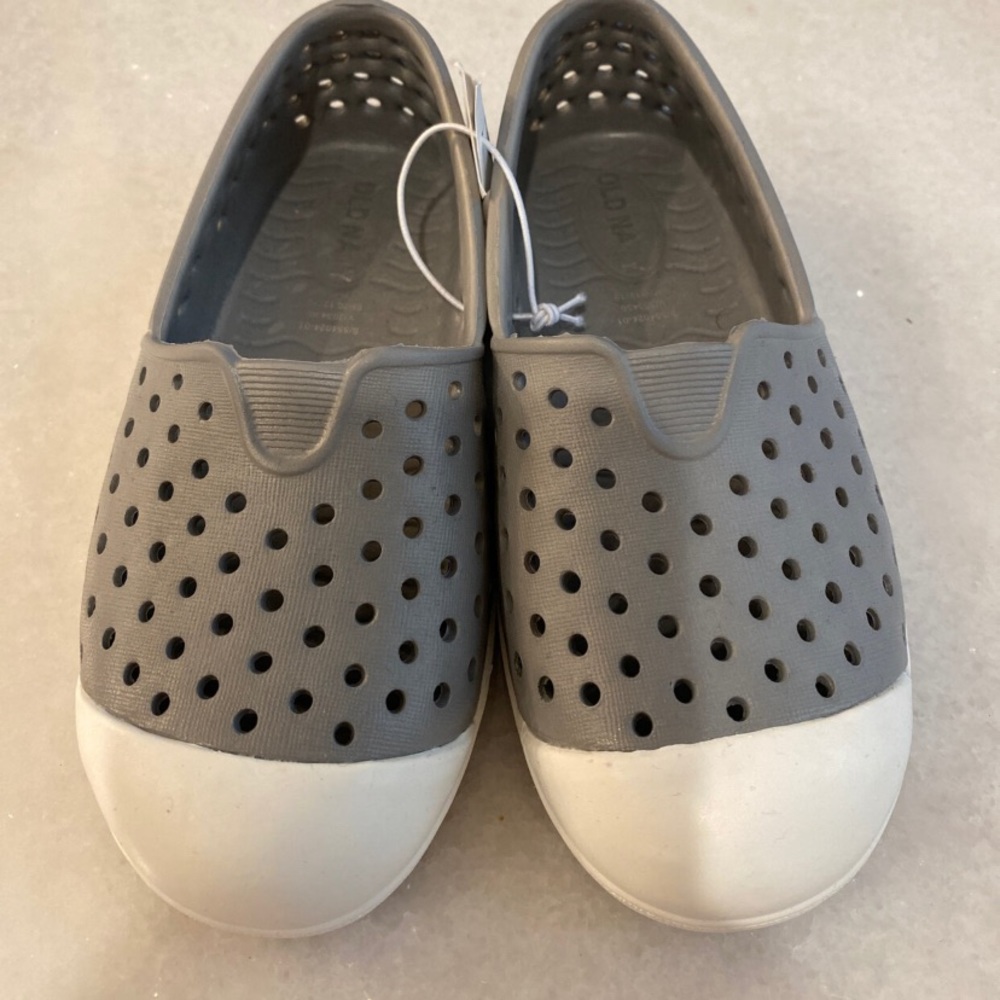 Old Navy Slip On Sneaker